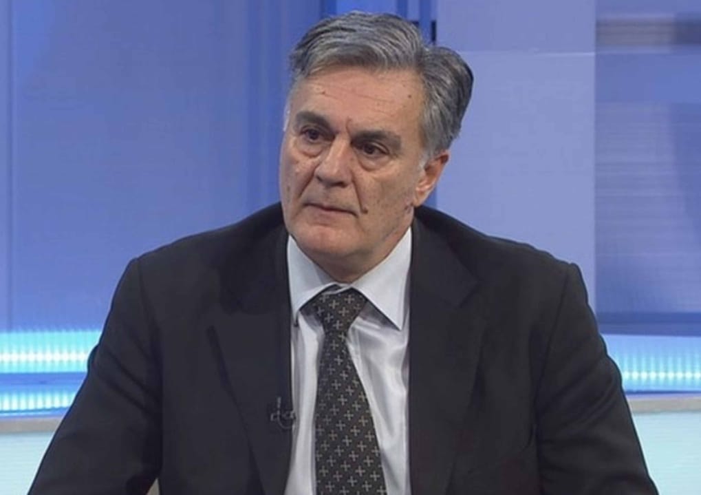 Prof. dr Siniša Karan (SNSD)