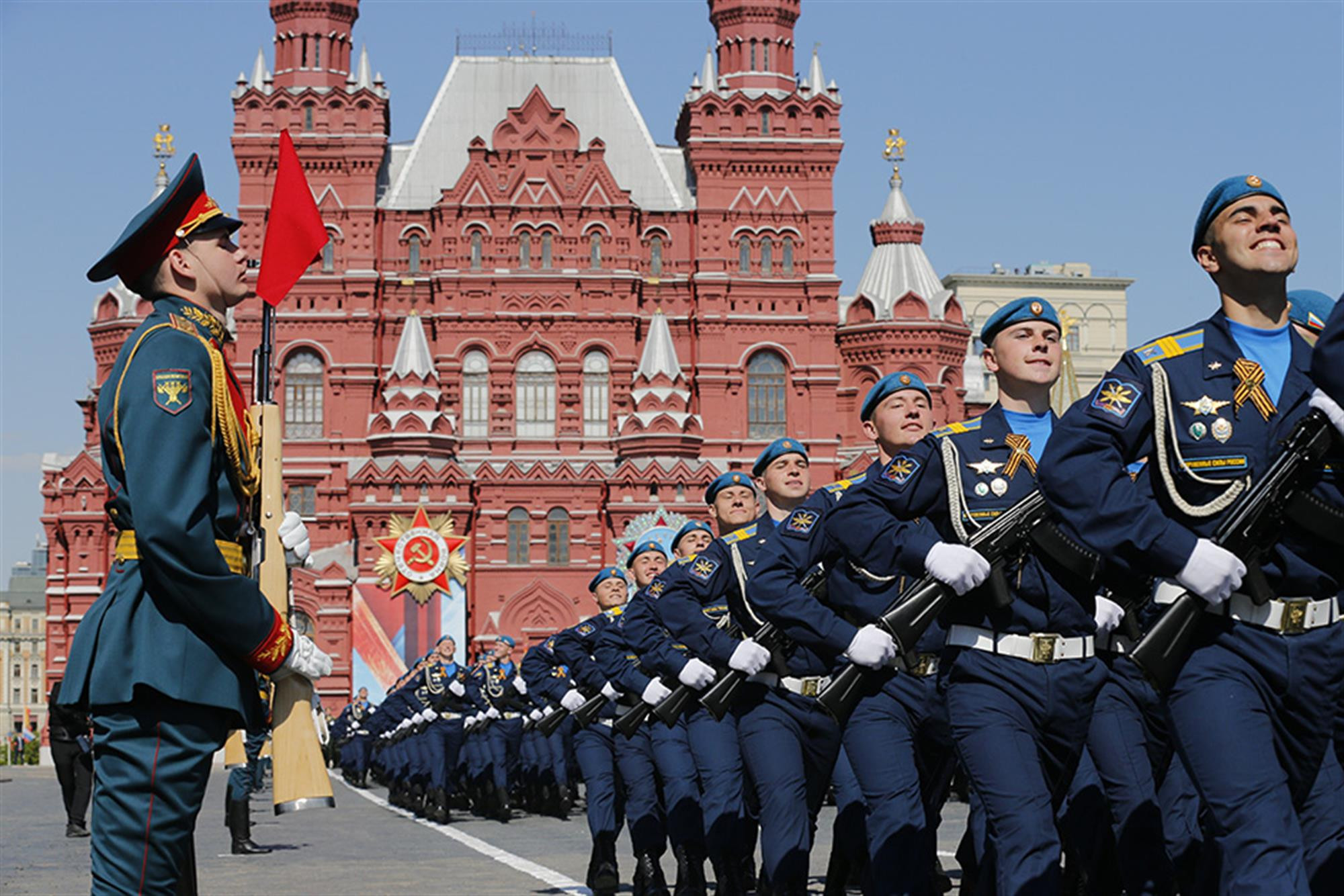 Парад войск на красной площади