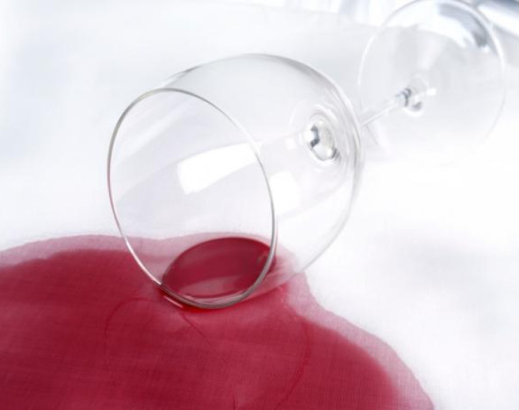 Uljez u vinariji prosuo vino vrijedno 2,5 miliona evra