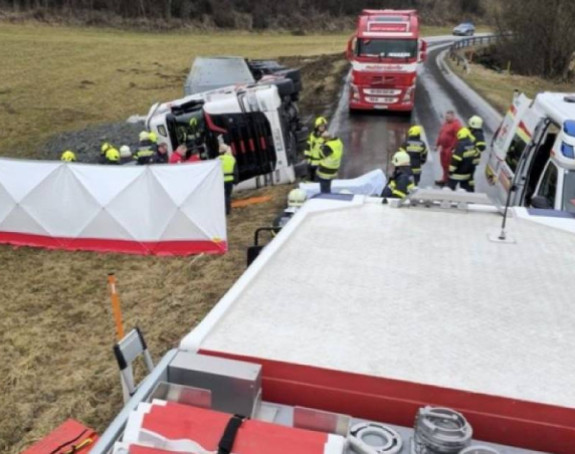 Austrija: Prevrnuo se kamion, povrijeđen vozač iz BiH