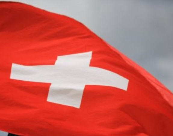 Швајцарци на референдуму подржали исплату 13, пензије
