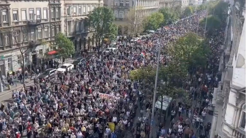 У Мађарској демонстрације против Орбана (ВИДЕО)