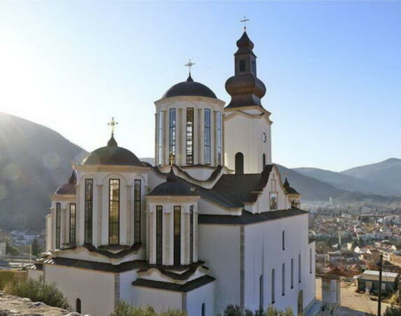 Мостар: Сутра прва васкршња литургија након рушења