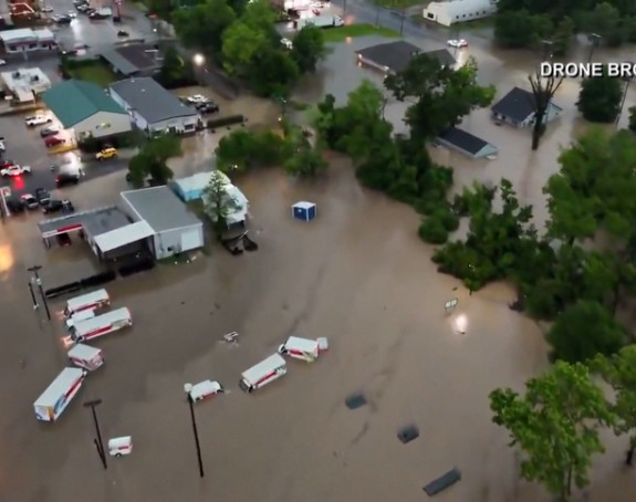 Хјустон: Позив на евакуацију због поплава