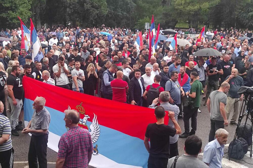 Одржано окупљање Срба у Подгорици, најављено ново