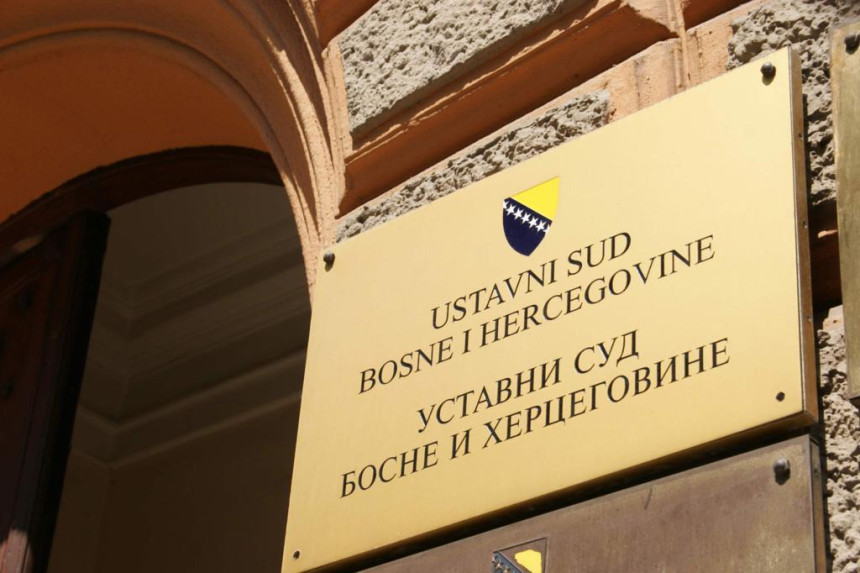 За укидање грба, химне и 9. јануара у Уставном суду БиХ гласале српске судије