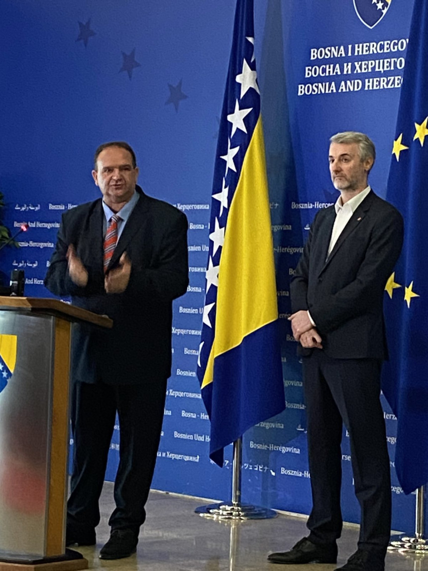 Ministar Forto sa prevoznicima: Puno je problema