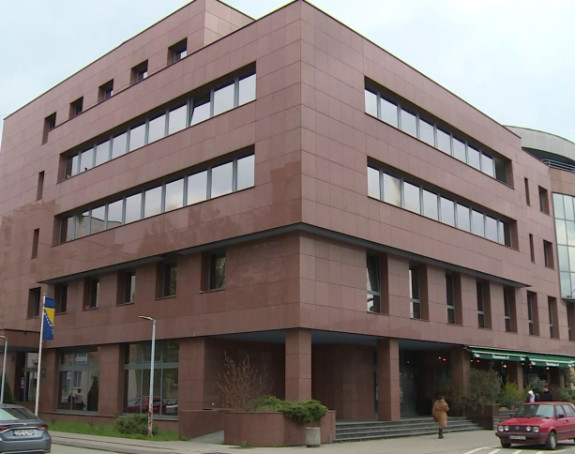 Kupovina "kumovske zgrade" postaje sve neizvjesnija