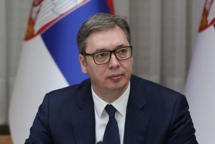 Вучић полетио за Москву