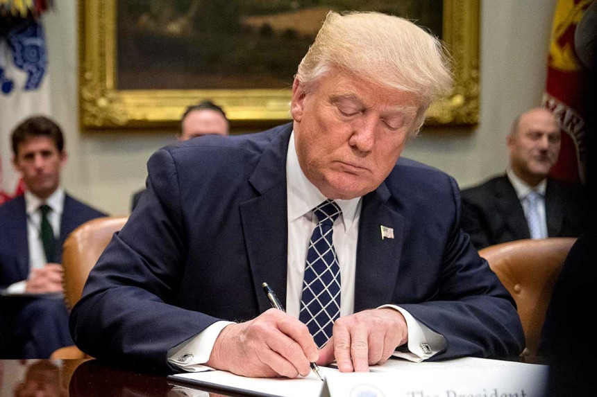 Трамп понудио помоћ Индији и Пакистану да превазиђу тензије