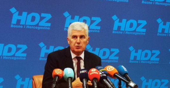 Oglasio se Čović: Usvojimo izborni i zakone o VSTS i Sudu