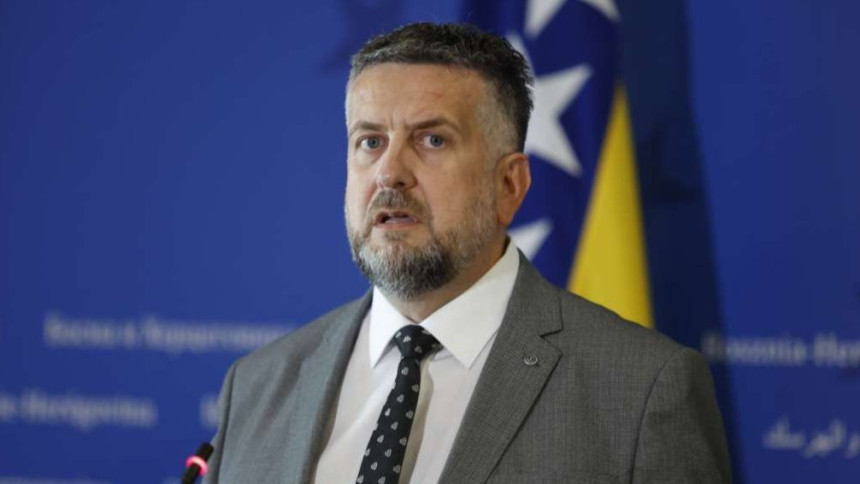 Када се избаци СНСД престају блокаде и политичка натезања