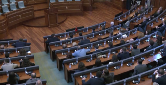 Sjednica skupštine u Prištini prekinuta 17. put