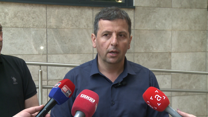 "Човић велича и слави усташе, а Додик не смије да писне"