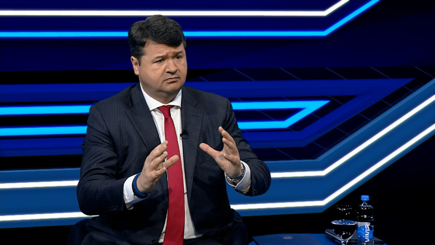 Проф. Петров: Наивно је мислити да ће Америка или Русија ријешити наше проблеме