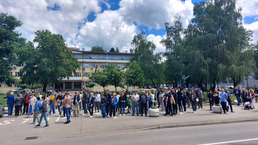 Приједор: Грађански протест - хитно затворити рудник