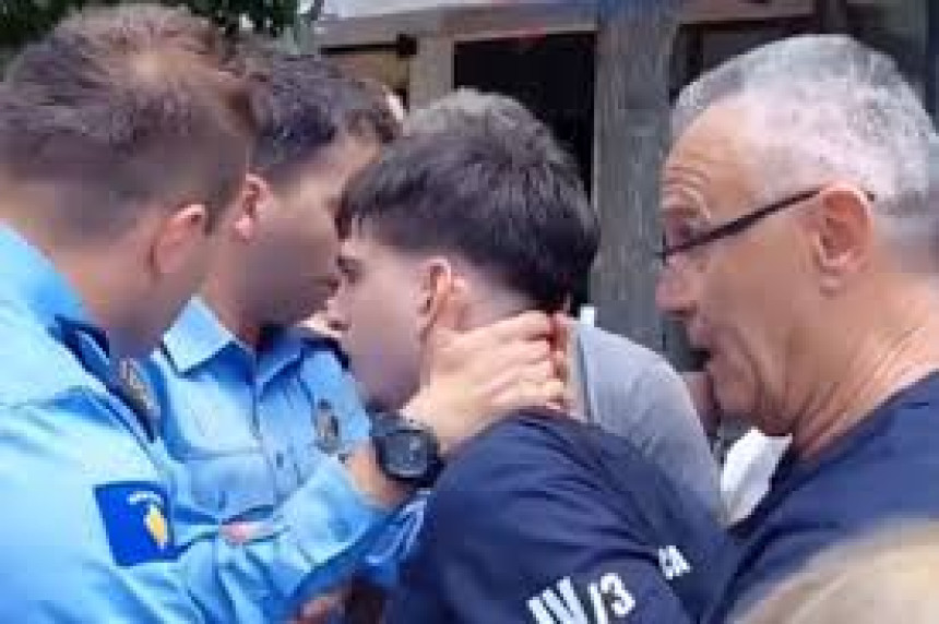 Биће ухапшен полицајац који је напао матуранта