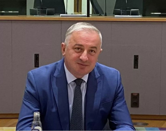 Borenović: SNSD podržava lopovluk u javnim nabavkama
