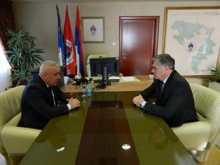 Шта се крије иза Ћулумове намјере да се врати у Сипу?