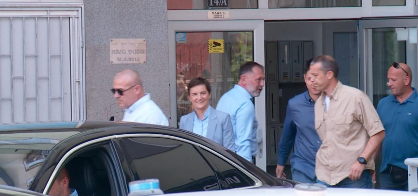 Policija u Doboju obmanula javnost! U taj grad stigli Ana Brnabić i Miloš Pavlović (FOTO, VIDEO)