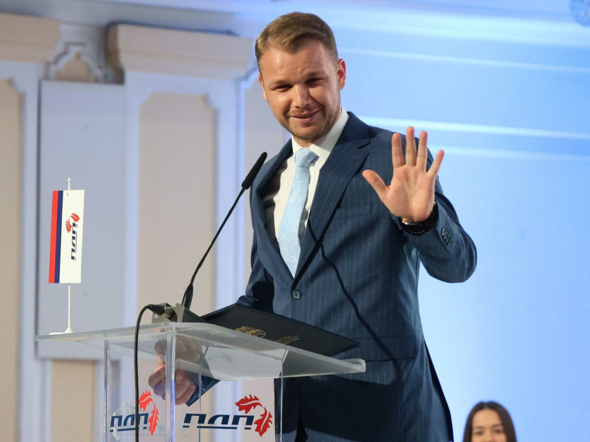 Požar koji je ranije zahvatio IRB očigledno još tinja