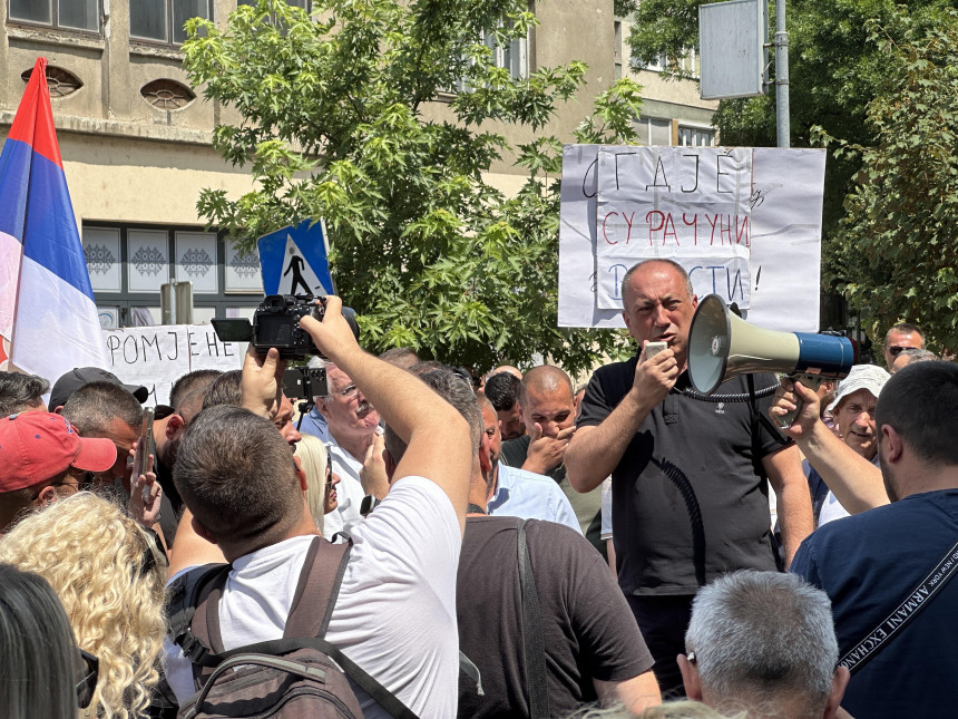 Donesite odluku na osnovu prava a ne pritiska režima