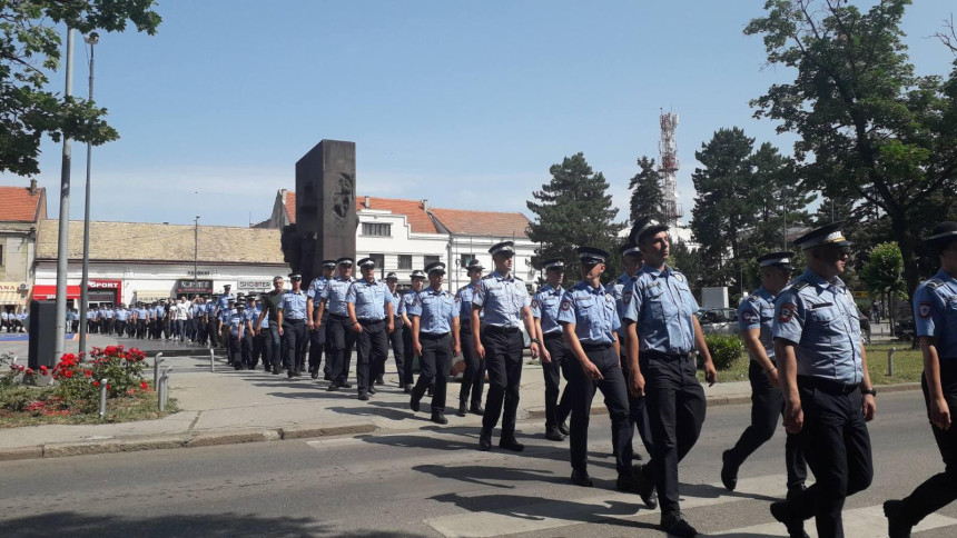 Полицајци солидарни са породицом убијеног инспектора