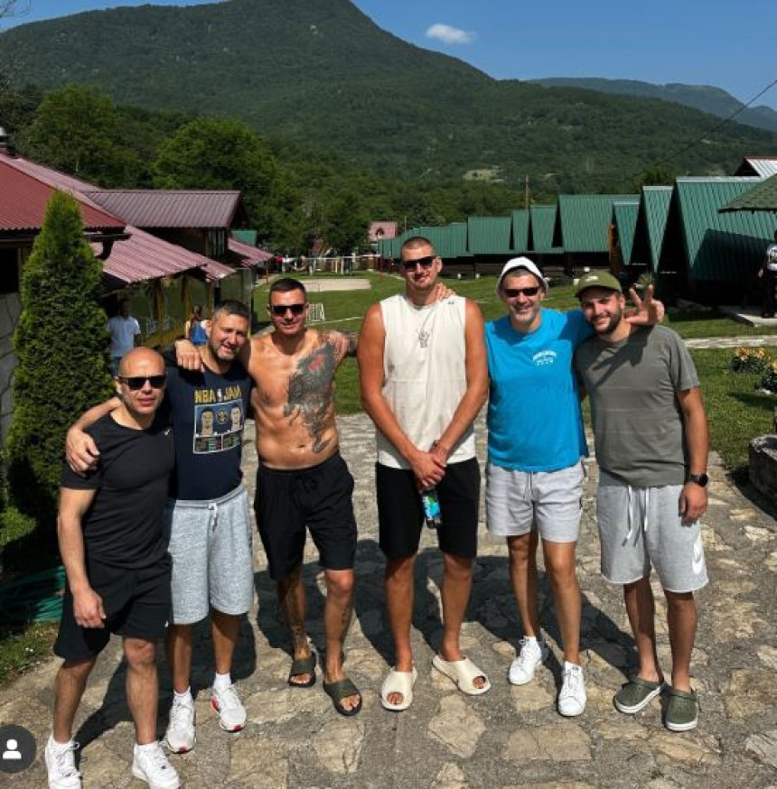 Rafting na Tari: Jokić odmara u Republici Srpskoj (FOTO)