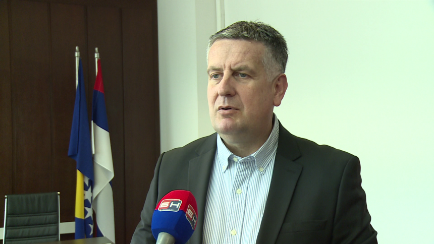 SNSD ne čuva Srpsku nego uništava institucije i privredu