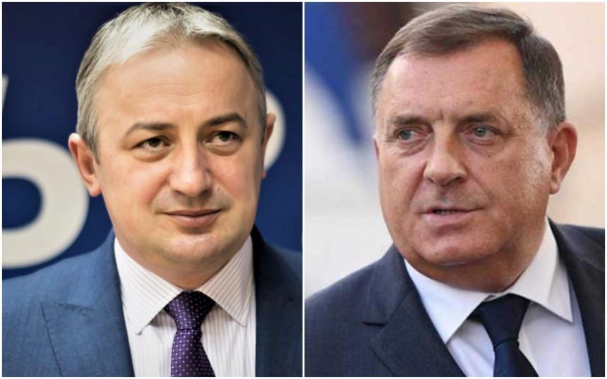 А која је твоја улога у д.о.о. Кумовска зграда, д.о.о. Комсар, итд?