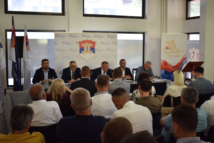 Smjenu Miličevića traži devet poslanika, sedam načelnika i tri bivša predsjednika SDS-a