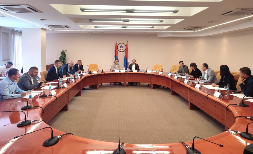 Posebna sjednica o javnim preduzećima u Srpskoj 1. jula
