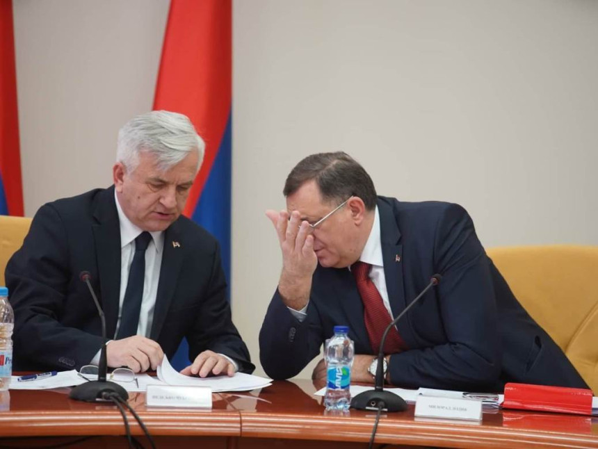 Sunovrat DEMOS-a, koalicioni partneri preuzimaju fotelje