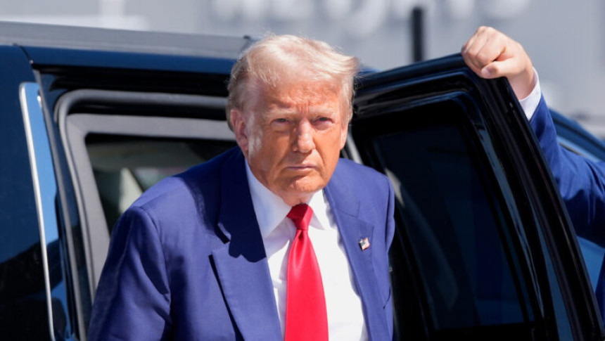 Oglasio se Donald Tramp nakon napada na Iran