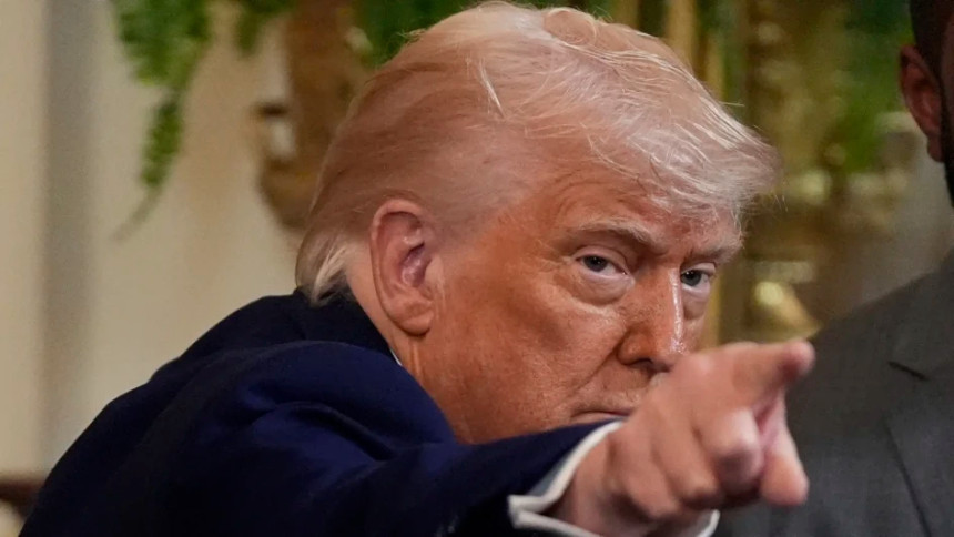 Огласио се Доналд Трамп веома бијесном поруком