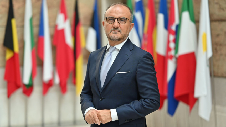 ЕУ позвала НС РС да хитно одустане од иницијативе