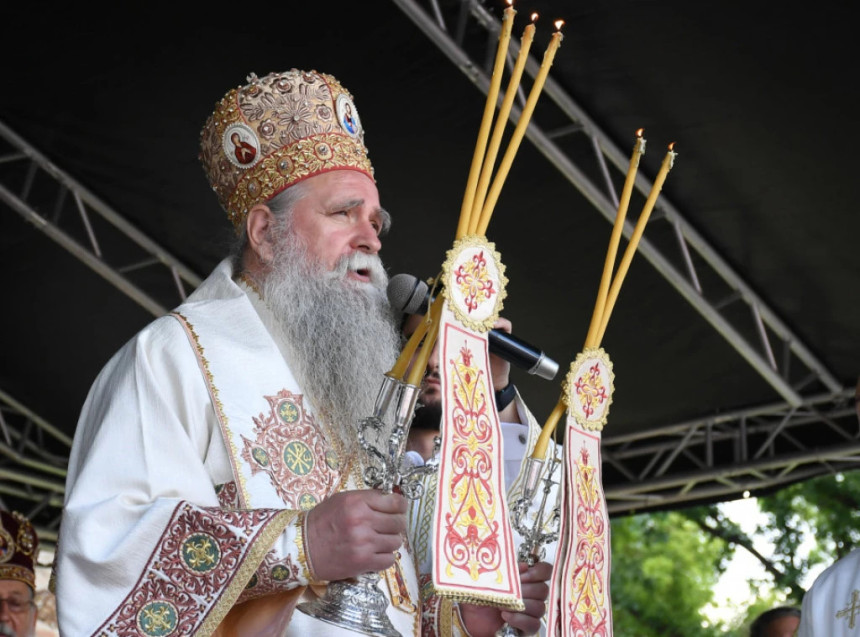 То је борба за Космет - да долазите, да не заборављате!