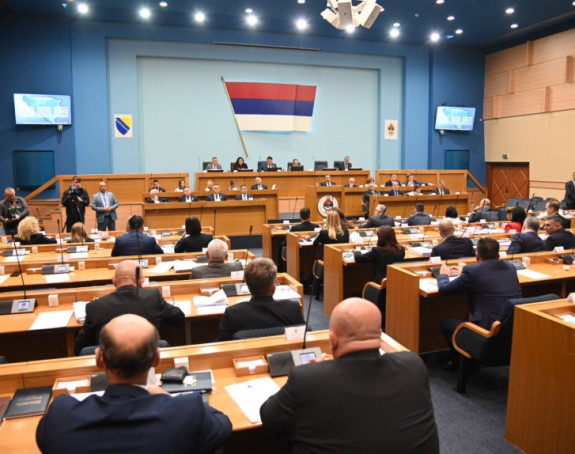 Da li vlast provodi pripreme za izbore po osporenom Izbornom zakonu ili je ponovo trgovina na sceni?!