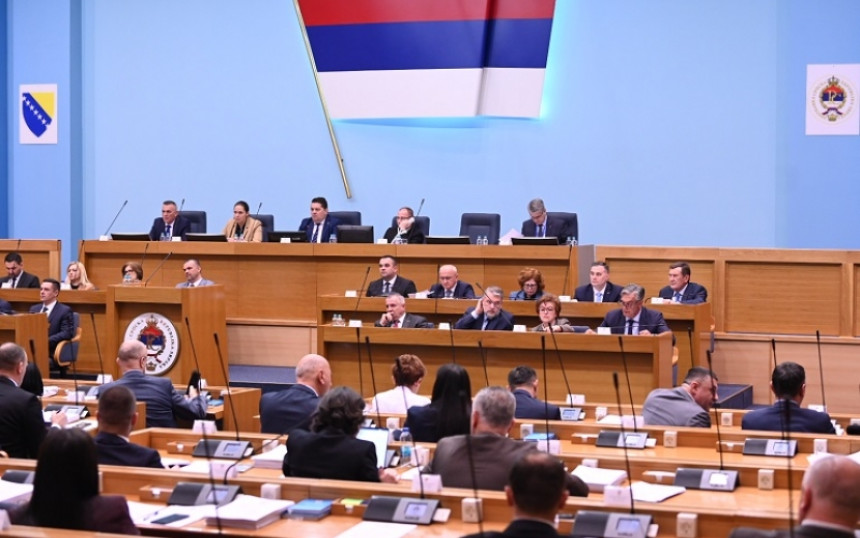 Посебна сједница Скупштине Српске о јавним предузећима