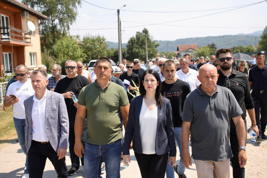 Тривић: Невине жртве су уграђене у темељ Српске