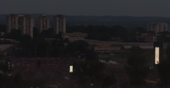 Zagrebački Hipodrom prepljavljen fanovima Tompsona