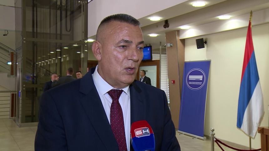 Ранкић слупао службено возило, записника нема