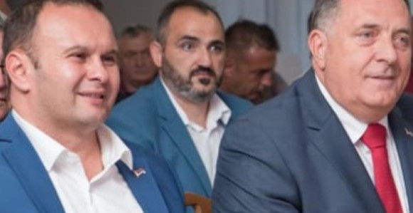 Ćosić: Odbaciti presudu Dodiku, zaštiti institucije