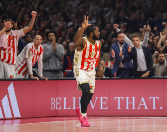 Košarkaši Crvene zvezde od Cedevita Olimpije u ABA ligi