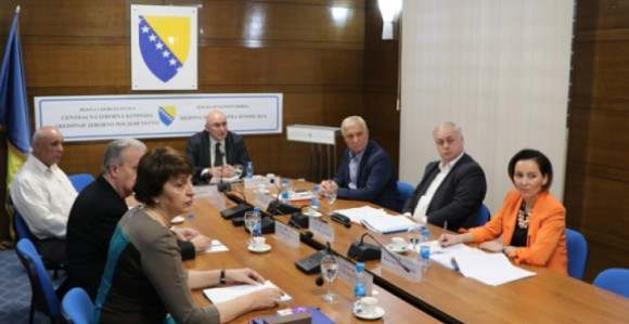 СНСД кажњен 30 000 марака због језика мржње