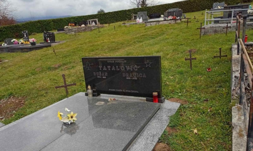 Skandal: Krstove sa pravoslavnih grobalja odvezli na otpad