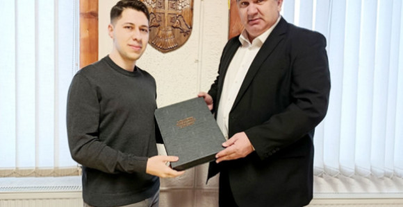 Пут знања и успјеха: Из фирме Мета на пријем код Савића