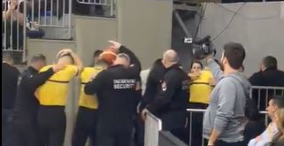 Prekinuta utakmica Partizana i Mege, nastao haos (VIDEO)