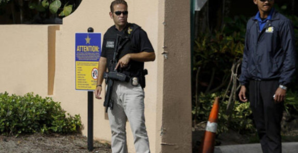 Тајна служба убила наоружаног човјека у близини Трампа