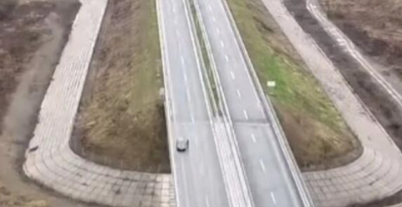 Медији шокирани насипом са усташким знаком у Српској